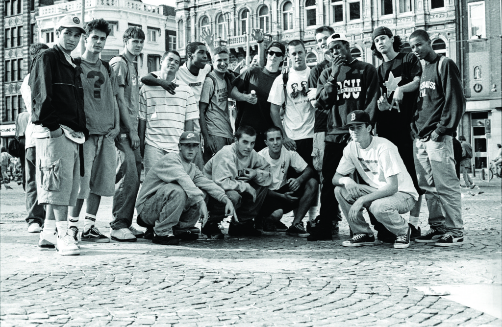 Euro1995 Crew - Back row - ‬Fabian Alomar‭, ‬unknown‭, ‬Kelly Bird‭, ‬Henry Sanchez‭, ‬Keenan Milton‭, ‬Yves‭, ‬Colin Mckay‭, ‬Pat Duffy‭, ‬Chris Hensley‭, ‬Eric Pupecki‭, ‬Kareem Campbell‭, ‬Joey Suriel‭, ‬unknown‭,   Front row‭ - ‬Ronnie Bertino‭, ‬Gino Ianucci‭, ‬Matt Hensley‭, ‬Jeremy Wray - Photo by Jody Morris